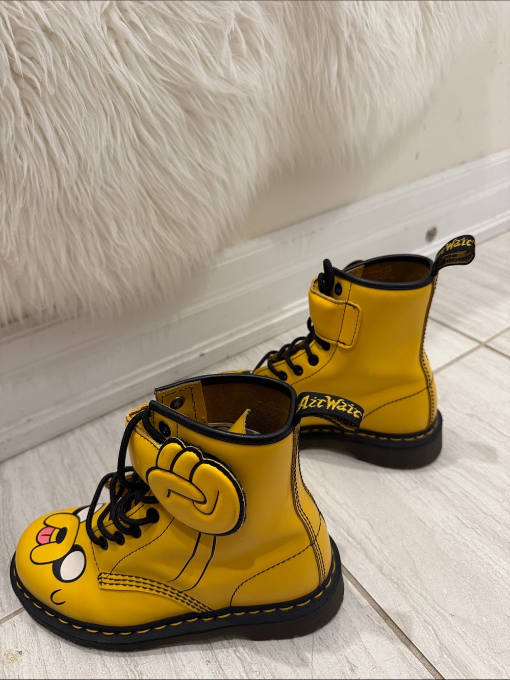Dr. Martens Lace Up Boots Jake The Dog Collab - Picture 4 of 10